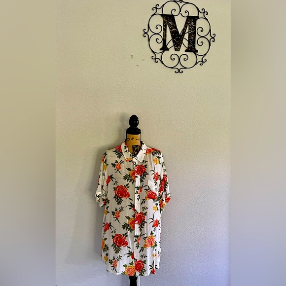 Never Established 100% Rayon Flowy Blouse SZ XXL - Picture 2 of 8